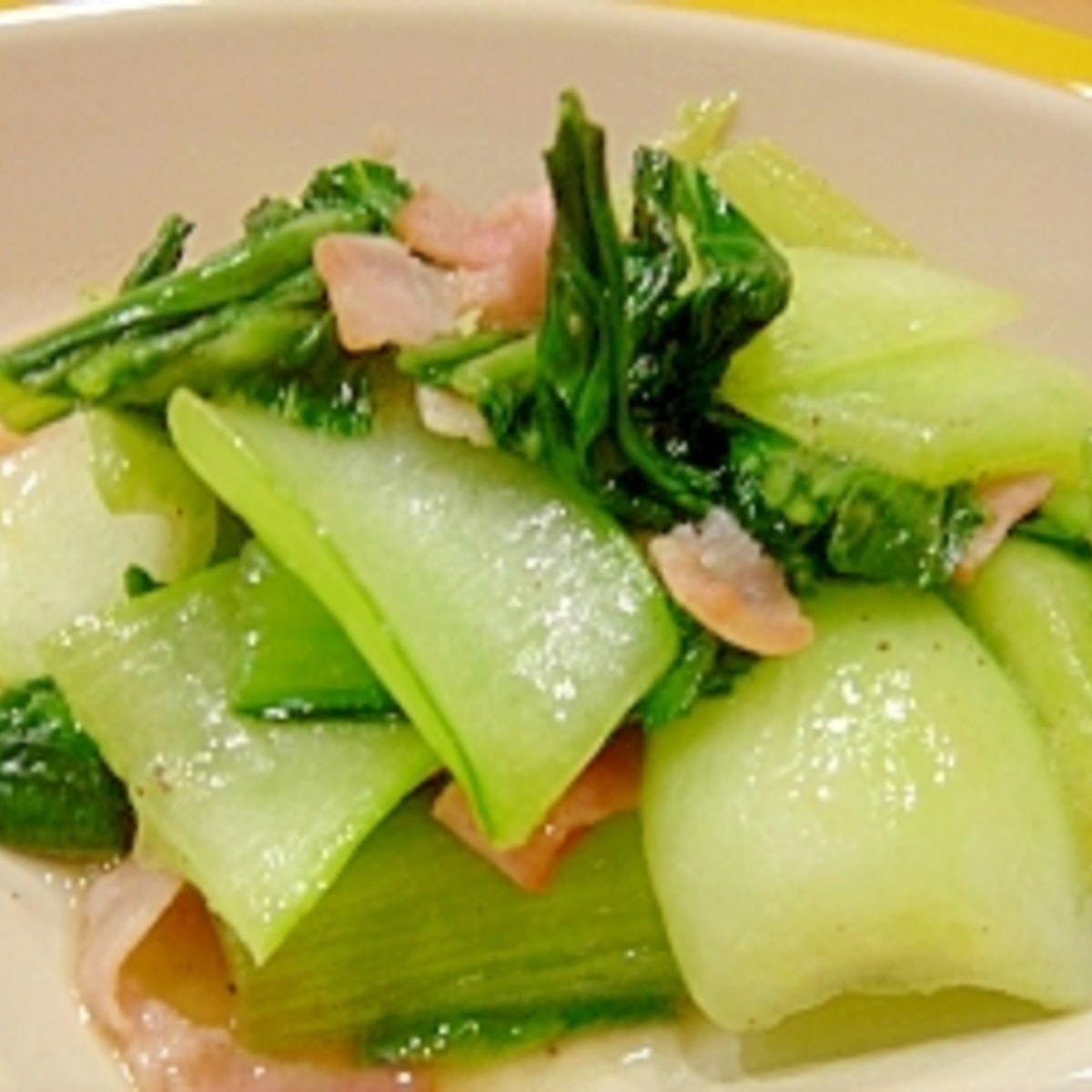 チンゲン菜とベーコンの炒め物 中華風 レシピ 作り方 By Happycloverhappy 楽天レシピ